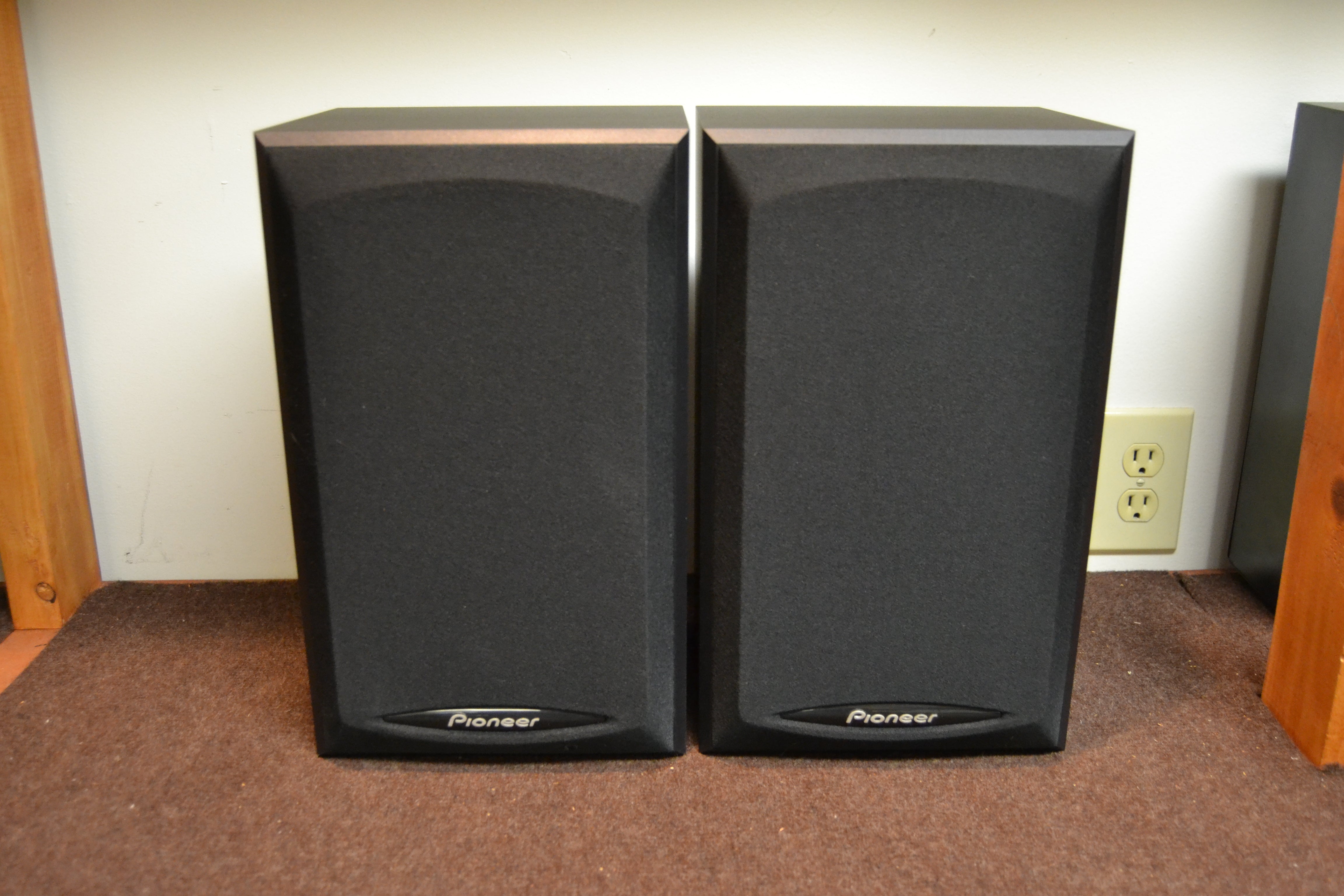 Pioneer S-H152B Bookshelf Speakers - Fully Serviced