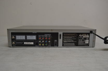 Zenith XBV-343 Video Cassette Recorder / DVD Player Combo * Fully Serviced
