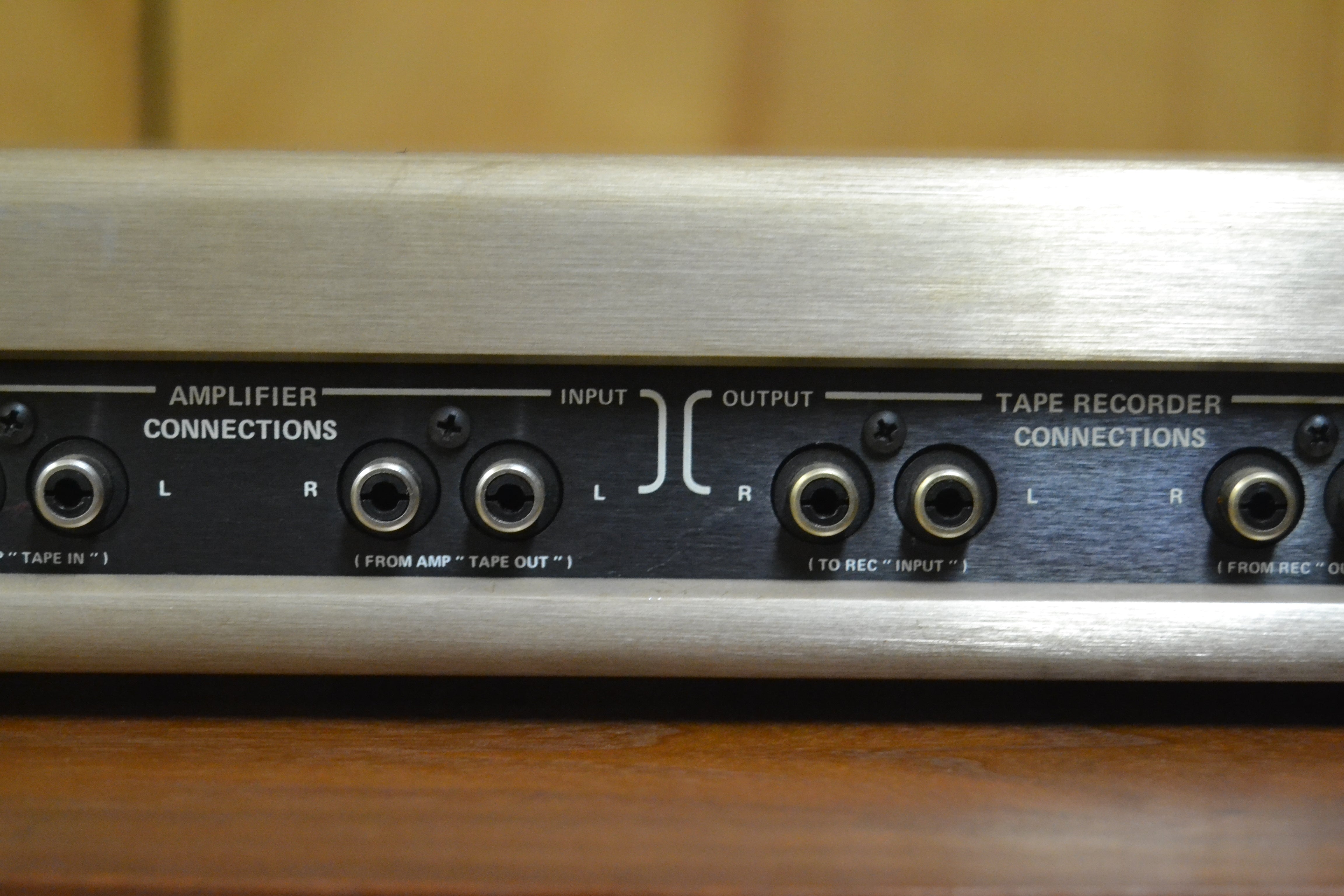 Bose 901 Series V * Equalizer * Tulip Stands – The Turntable Store