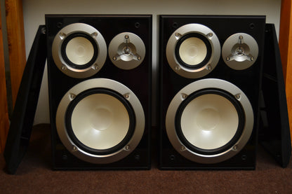 Yamaha NS6490 Bookshelf Speakers