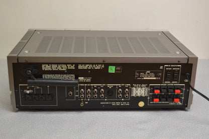 JVC JR-S201  DC Integrated Stereo Receiver (1978) * 35W RMS *