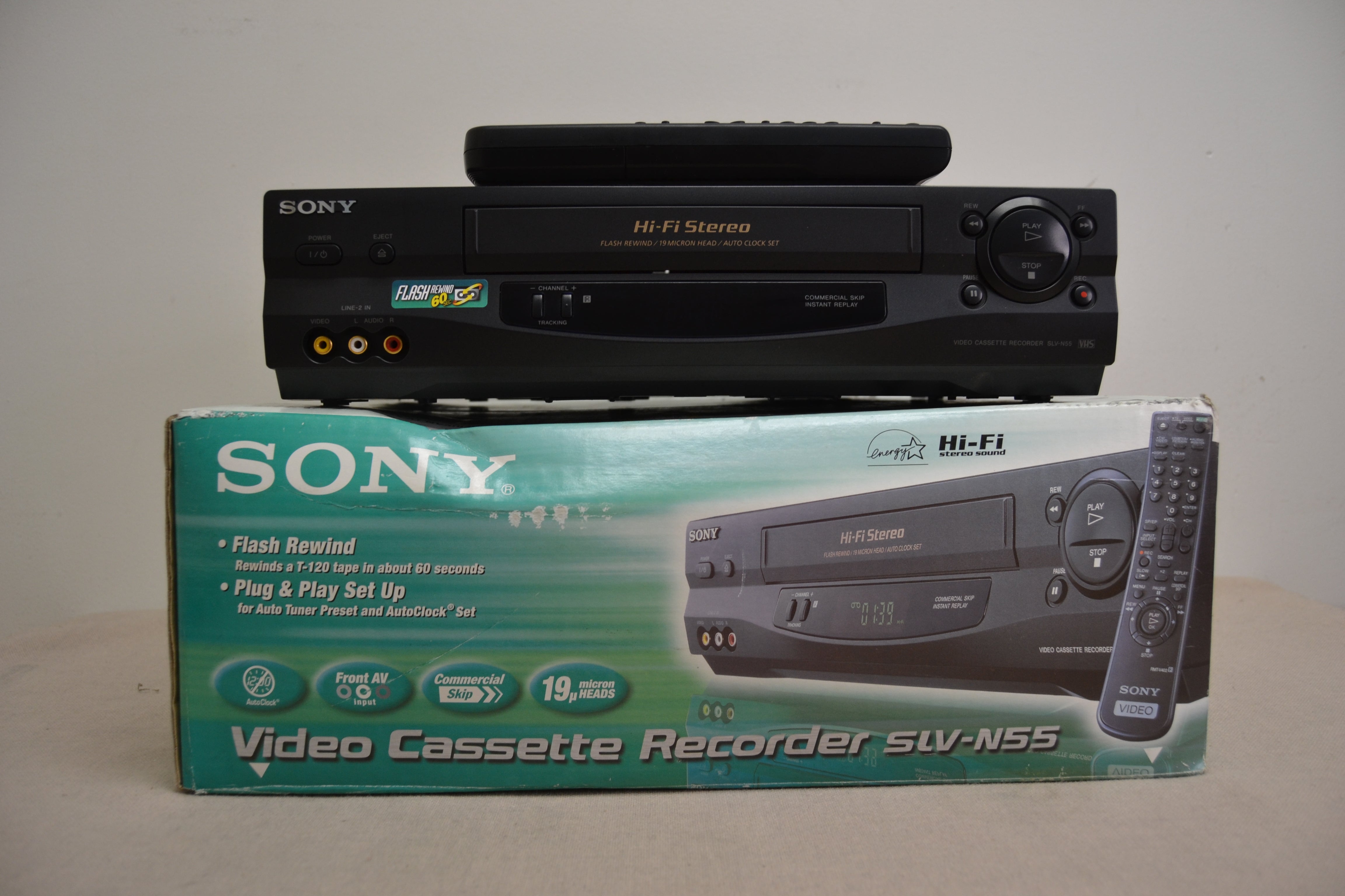 Sony SLV-N55 Video Cassette Recorder * Remote Control * Box * Fully Serviced