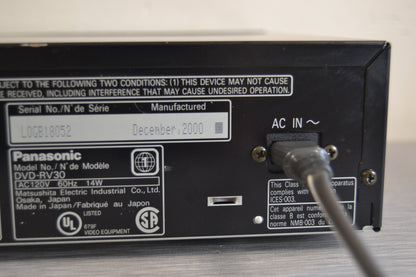 Panasonic DVD-RV30 Single CD/DVD Player