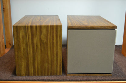 Bose 301 Series II Bookshelf Speakers * Mint Condition