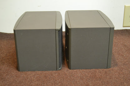 Bose Model 141 Bookshelf Speakers