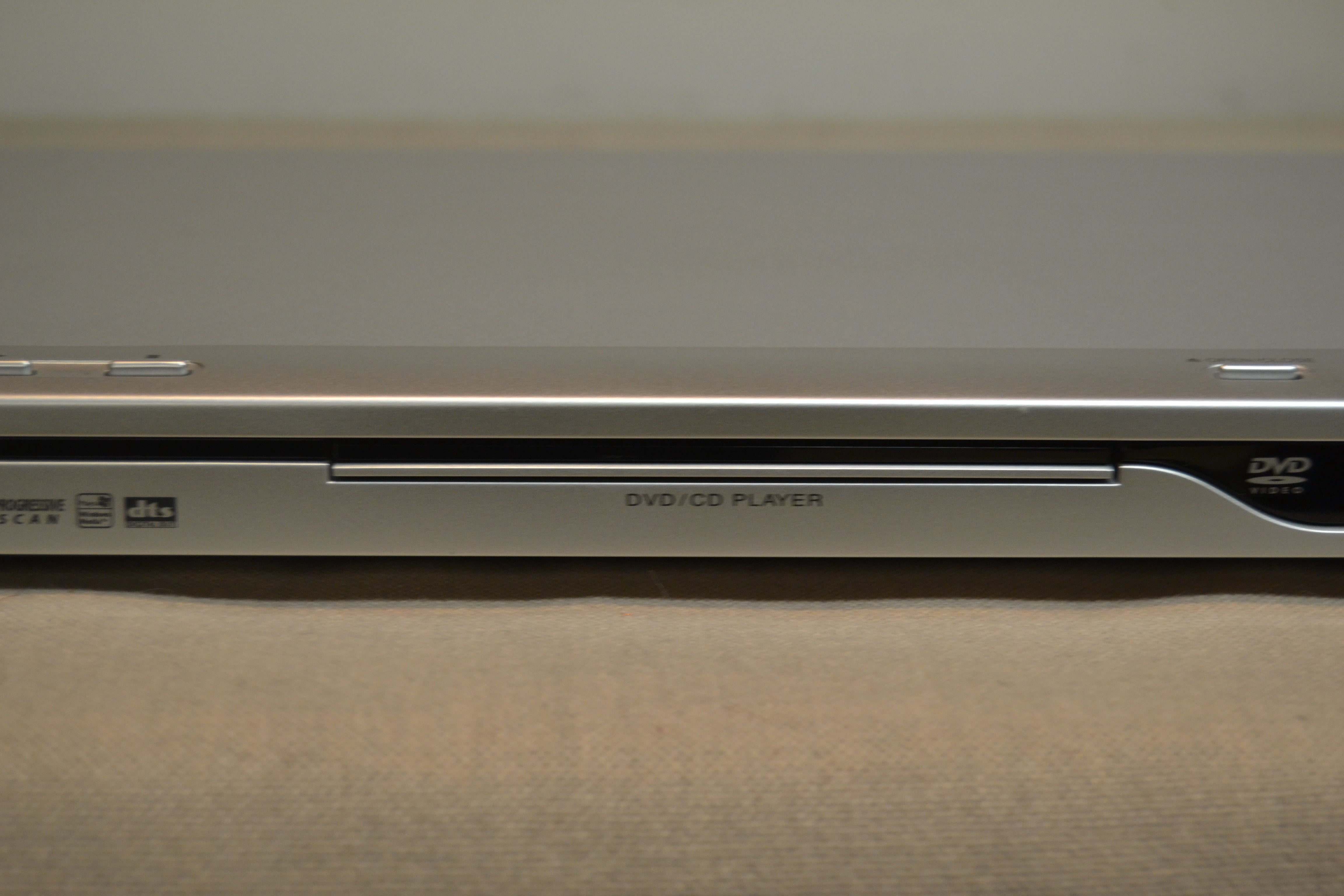 Zenith ZDA-311 CD/DVD Single Disc Player – The Turntable Store