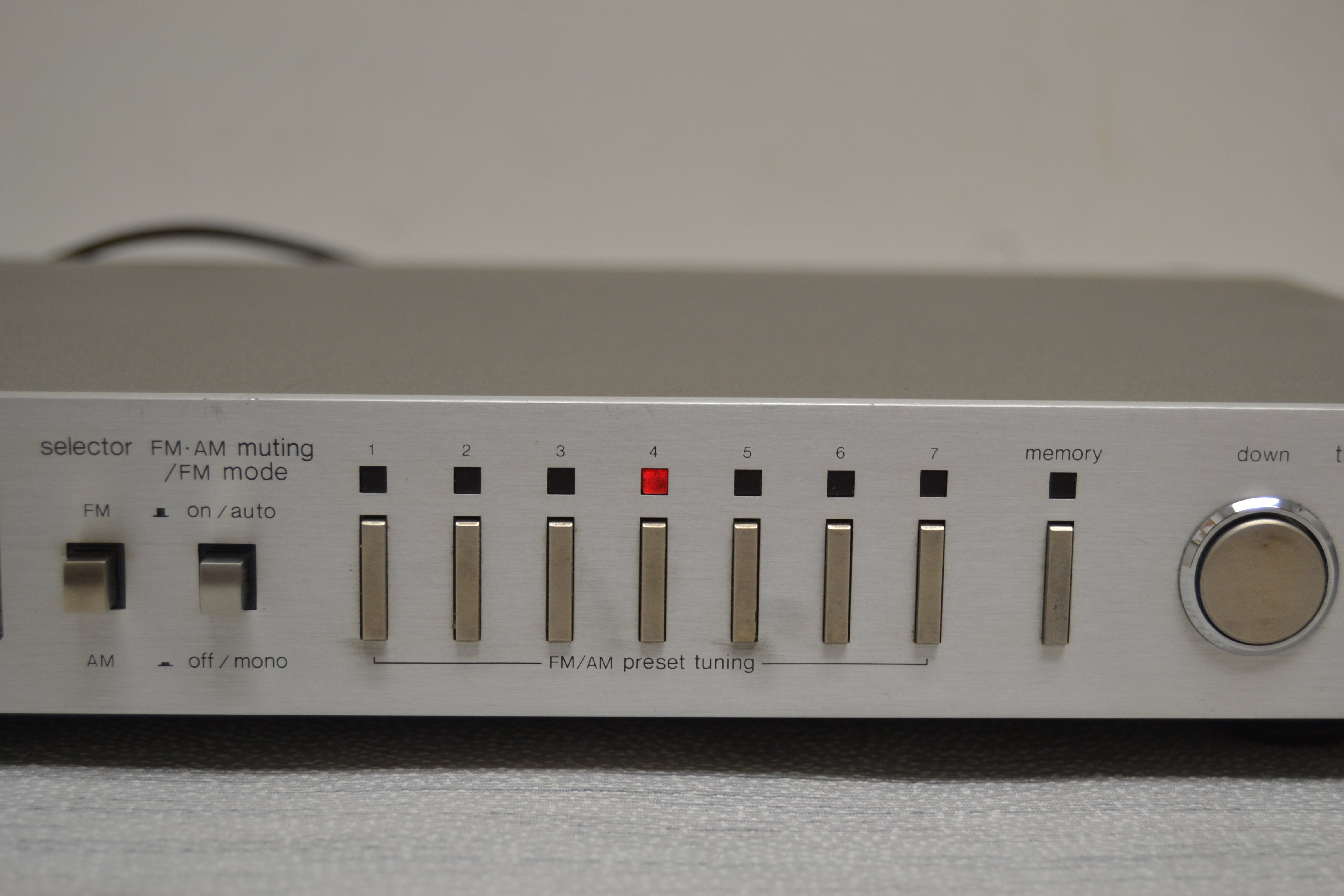 Technics ST-8055 Stereo AM/FM Tuner * Fully Serviced – The
