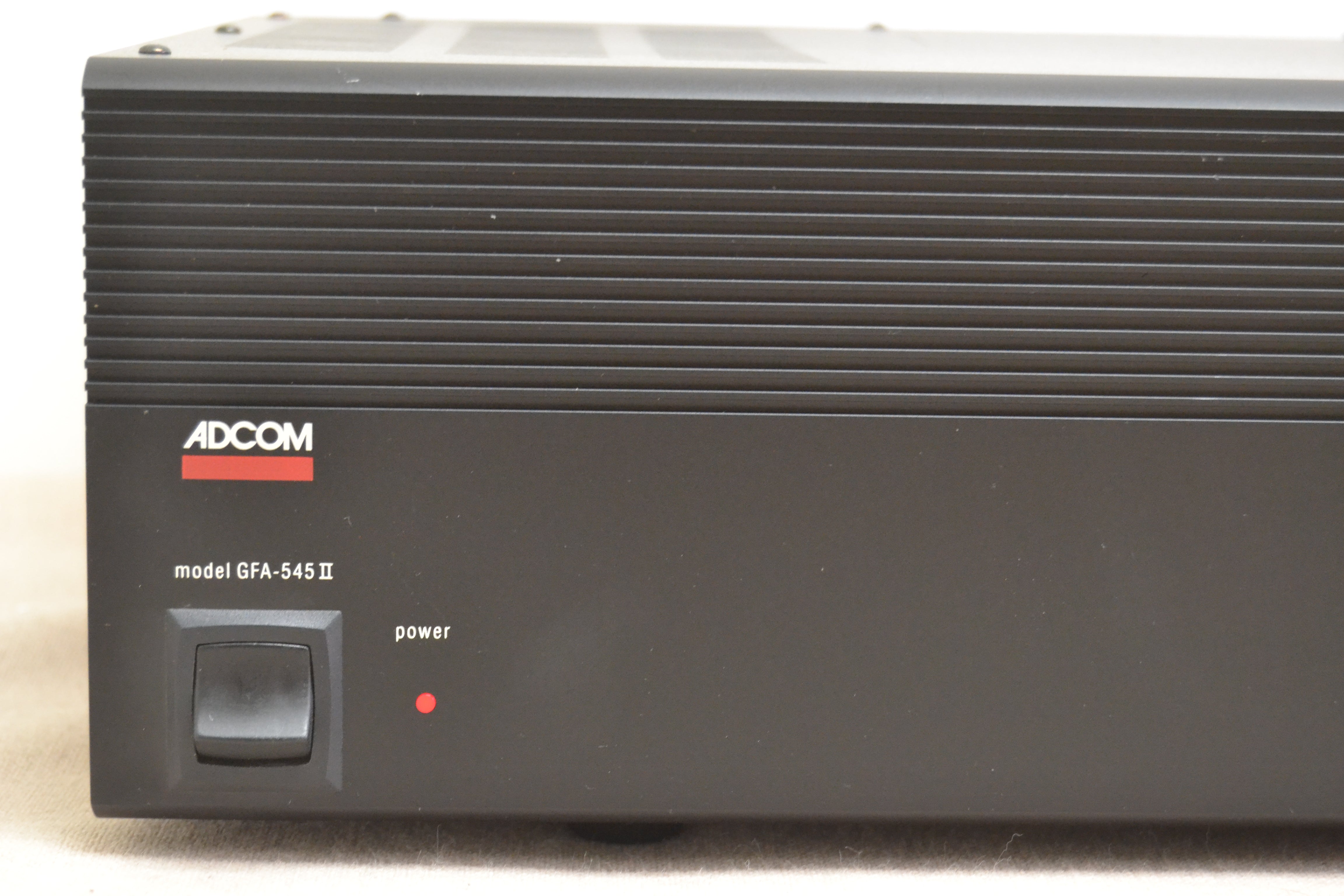 Adcom GFA-545II Power Amplifier * 100W RMS