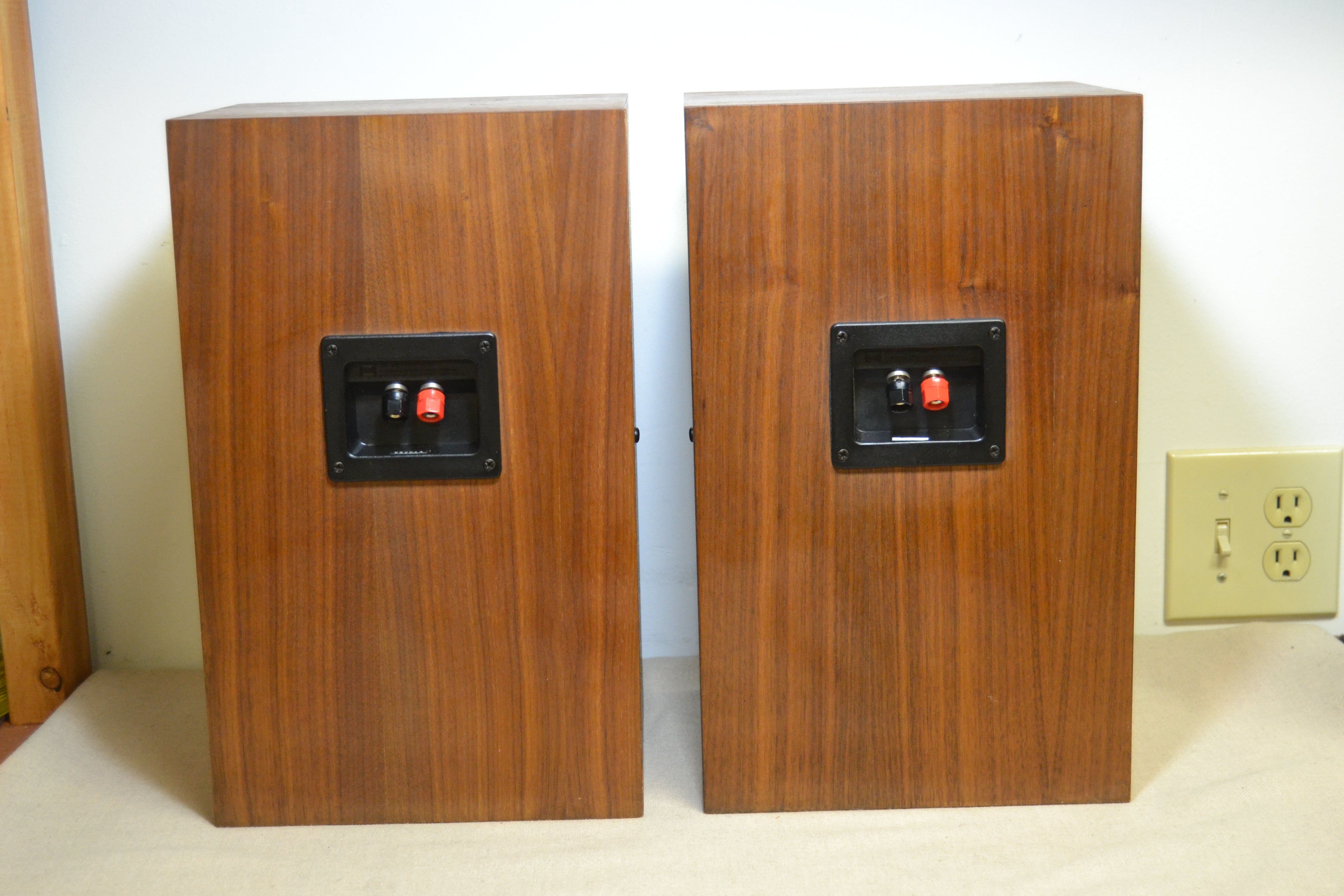 JBL Studio Monitor 4406 Bookshelf System * Recapped Crossovers