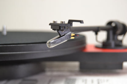 Pro-Ject Elemental Turntable * Box * Manual