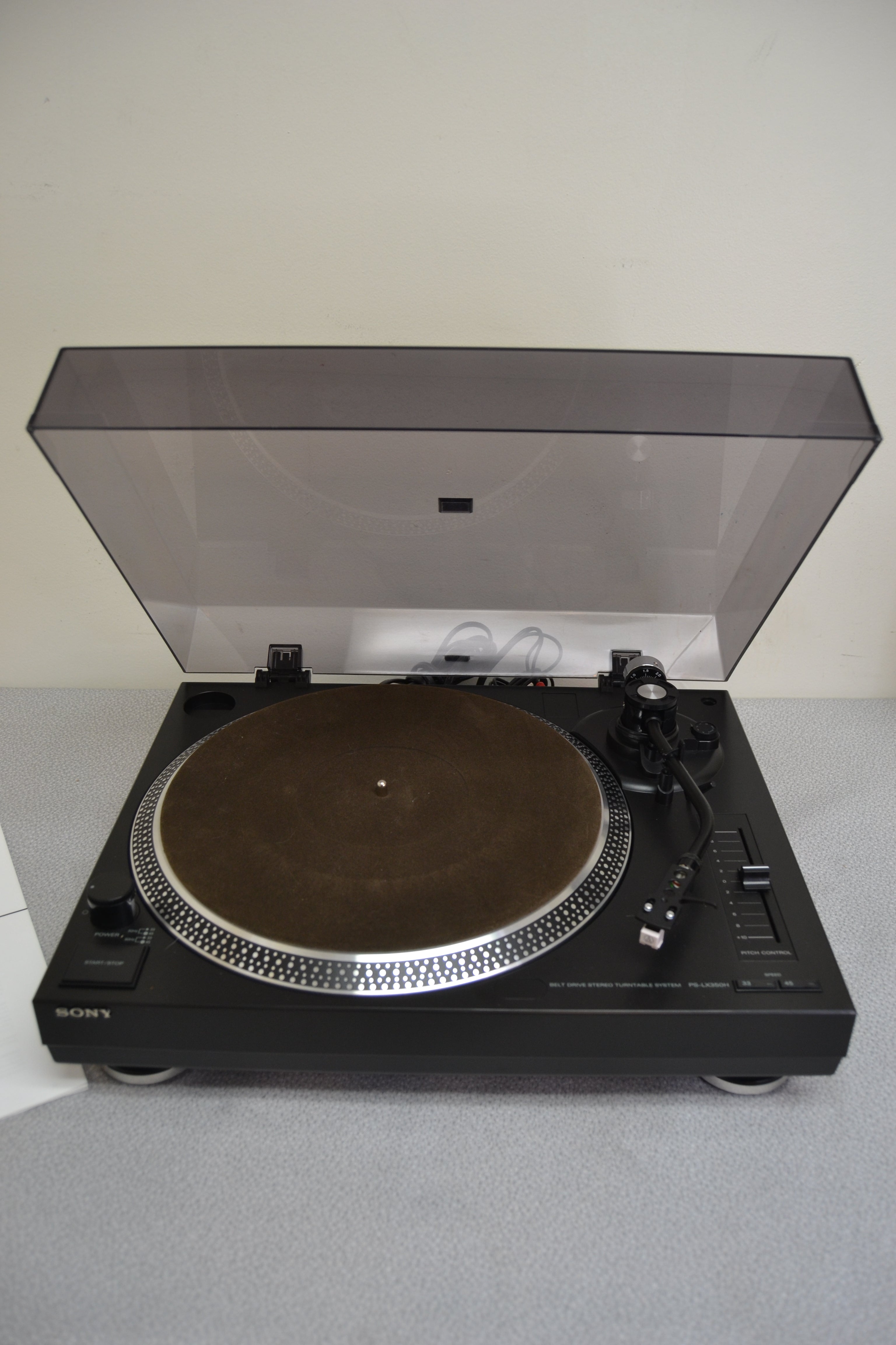 Sony PS-LX350H  Stereo Turntable System (1999) NEW AT3600 Cartridge