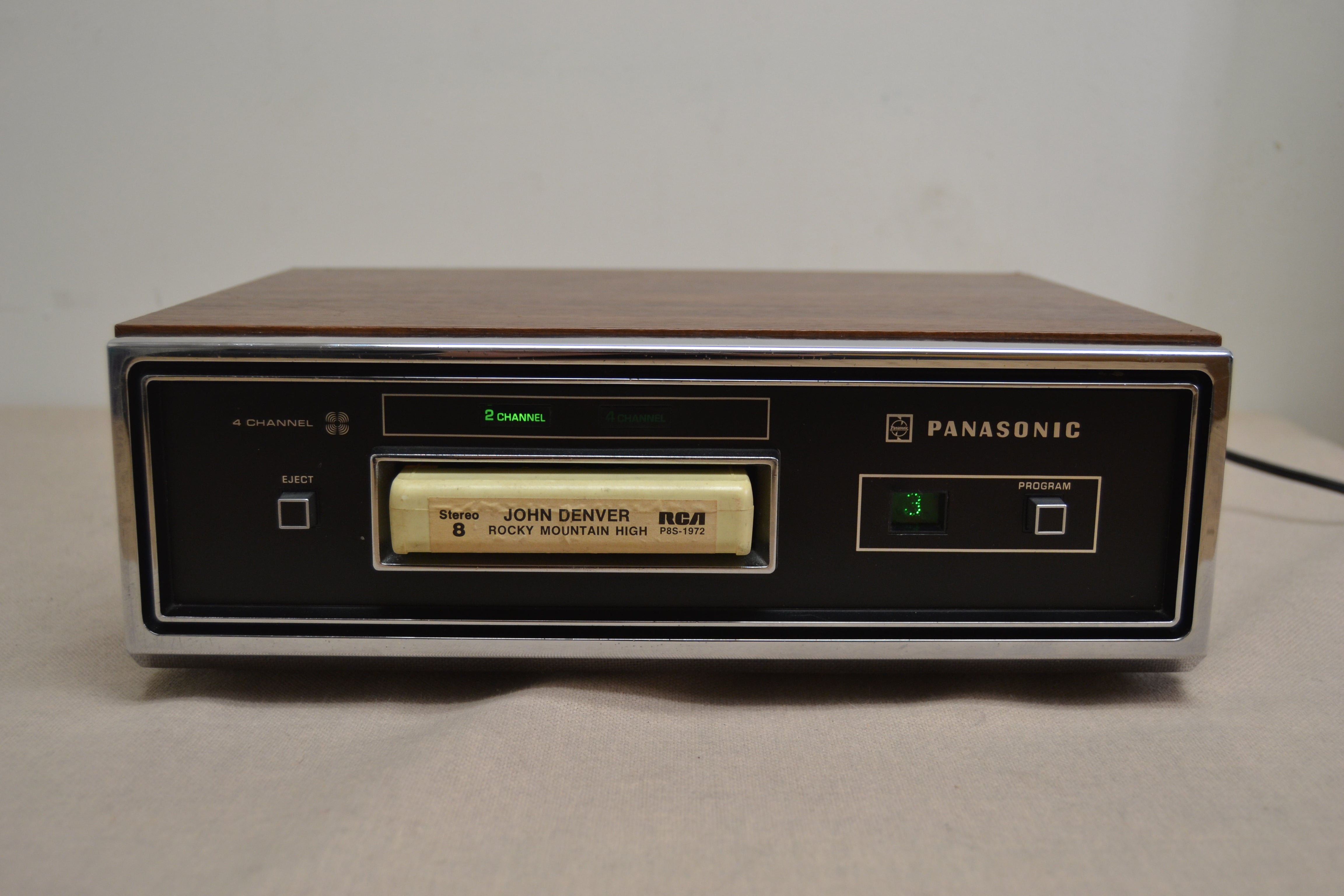 Panasonic RS-845US * 8 Track Player * 2 and 4 Channel ( Quad ) * Fully Serviced * New Belts