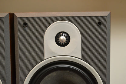 B&W DM-560 Bookshelf Speakers * Fully Serviced