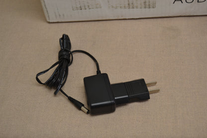 Pro-Ject Elemental Turntable * Box * Manual