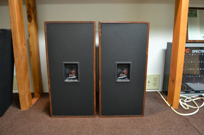 B&W DM-560 Bookshelf Speakers * Fully Serviced