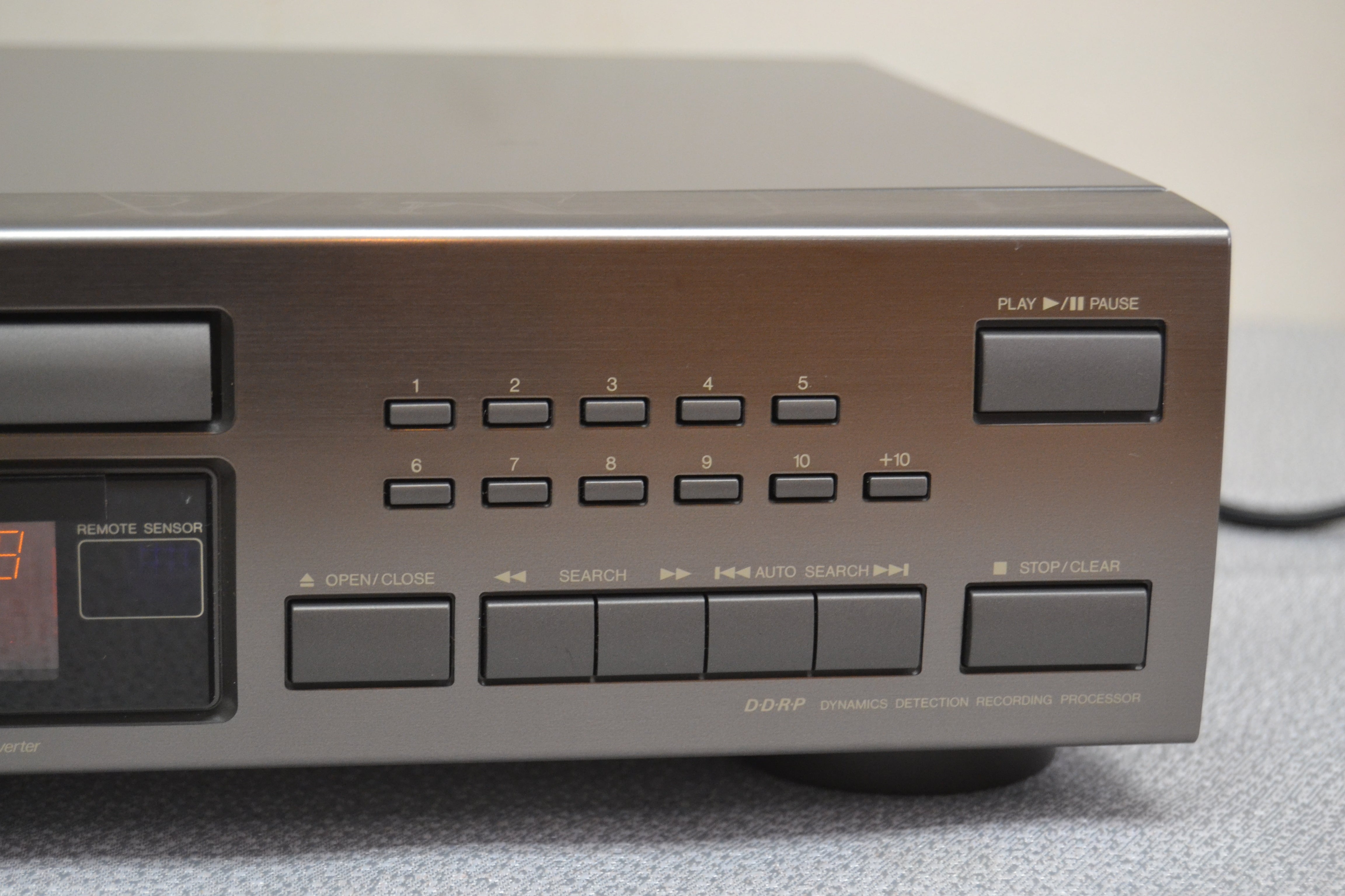 JVC XL-V261 Single CD Player – The Turntable Store