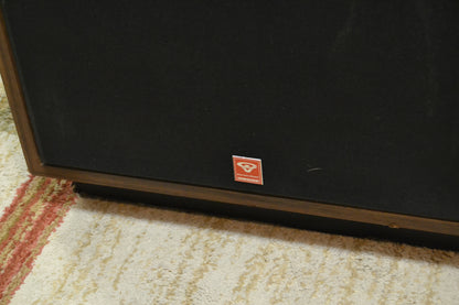 Cerwin Vega DX-9 Floor Standing Speakers * Please Note Woofer Repair * LOCAL SALE Only *