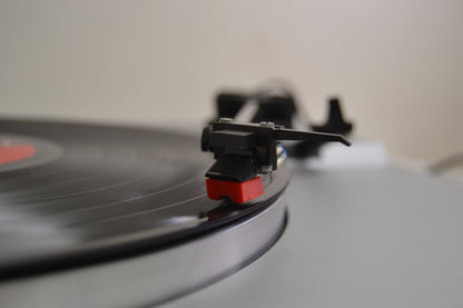 Yamaha P-200 Belt Drive Turntable * Fully Serviced