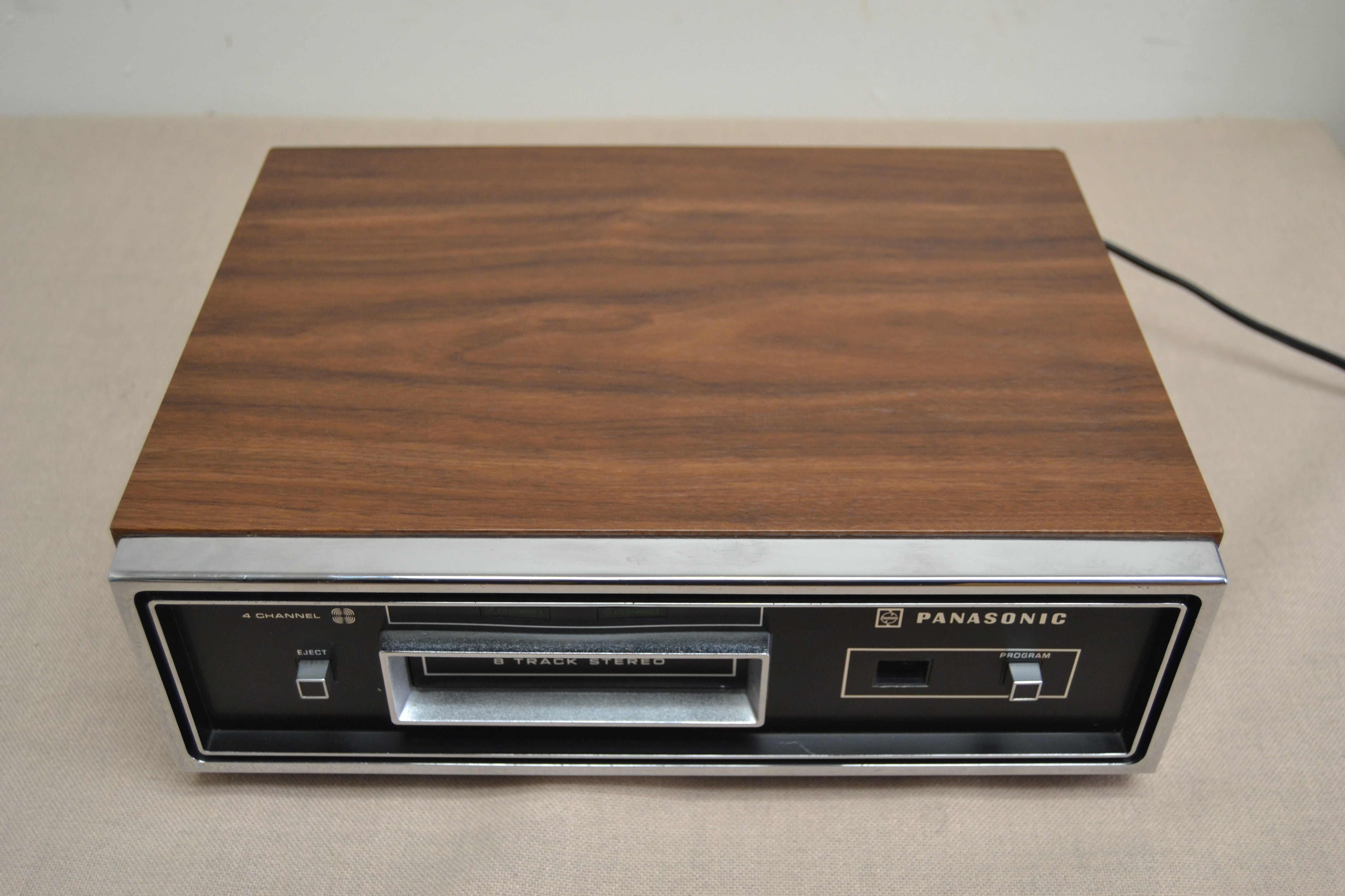 Panasonic  車イス  RT-1 車いすで移動する | 介護用品 | エイジフリーショップ | パナソニック