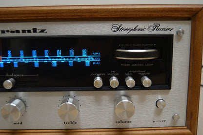 Marantz 2220B Stereo Receiver * Wood Case * 20W RMS *