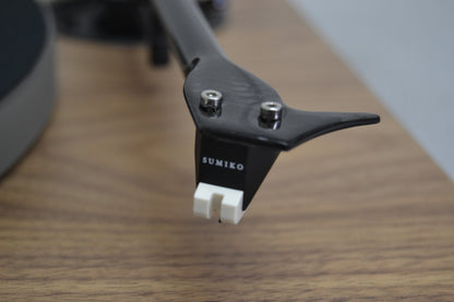 Pro-Ject X1 Belt drive Turntable * Sumiko Cartridge