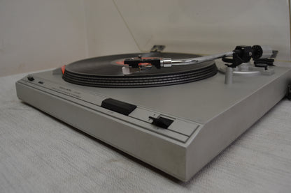 Realistic LAB 395 Direct Drive Turntable  * NEW Audio Technica Cartridge * Fully Serviced