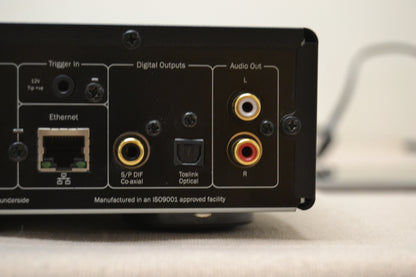 Cambridge Audio NP-30 Network Audio Player * Apple iPad Mini * Box * Manual * Remote