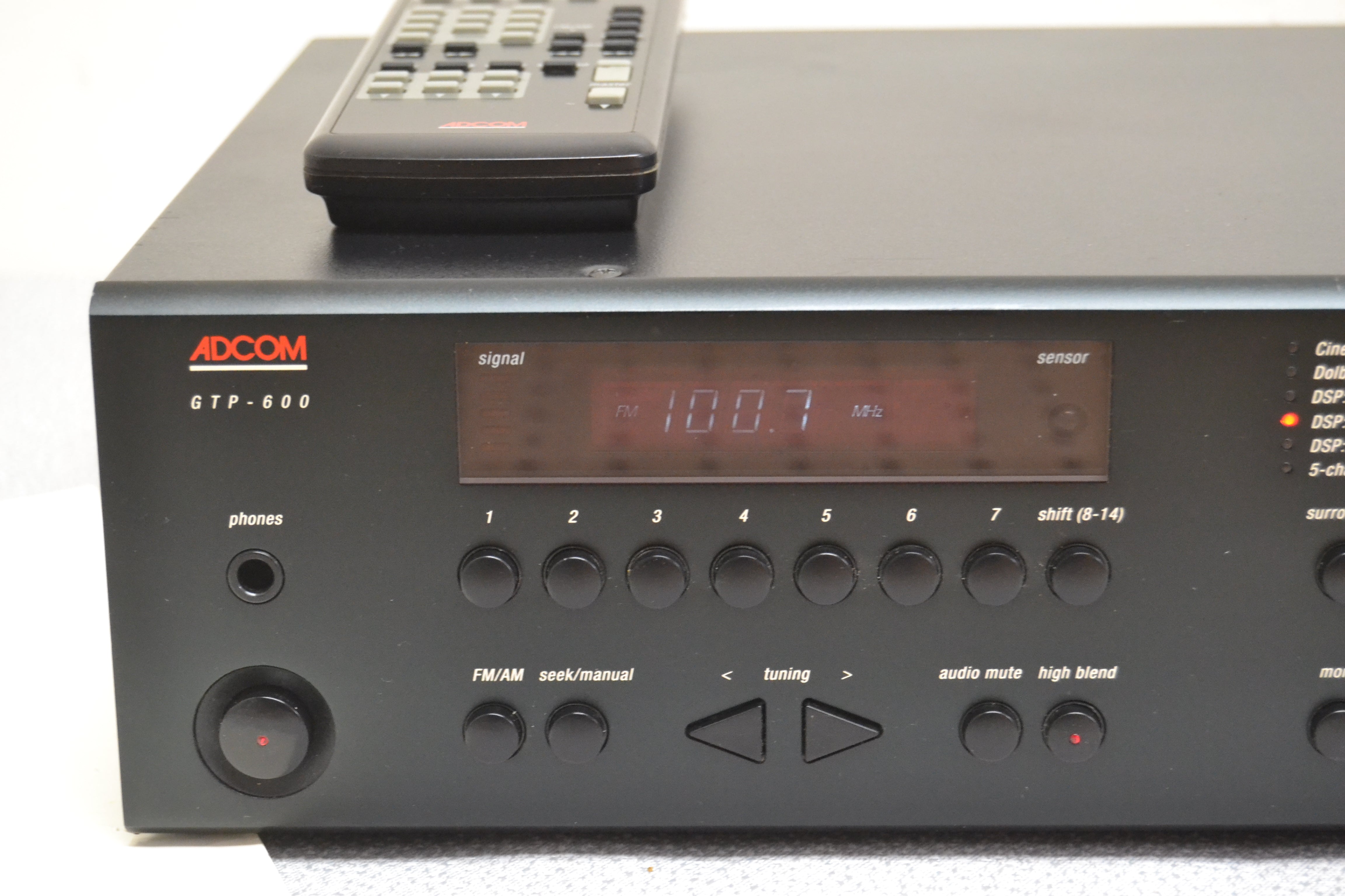 Adcom GTP-600  Surround Sound Tuner Preamplifier (1995) * Remote * Manual