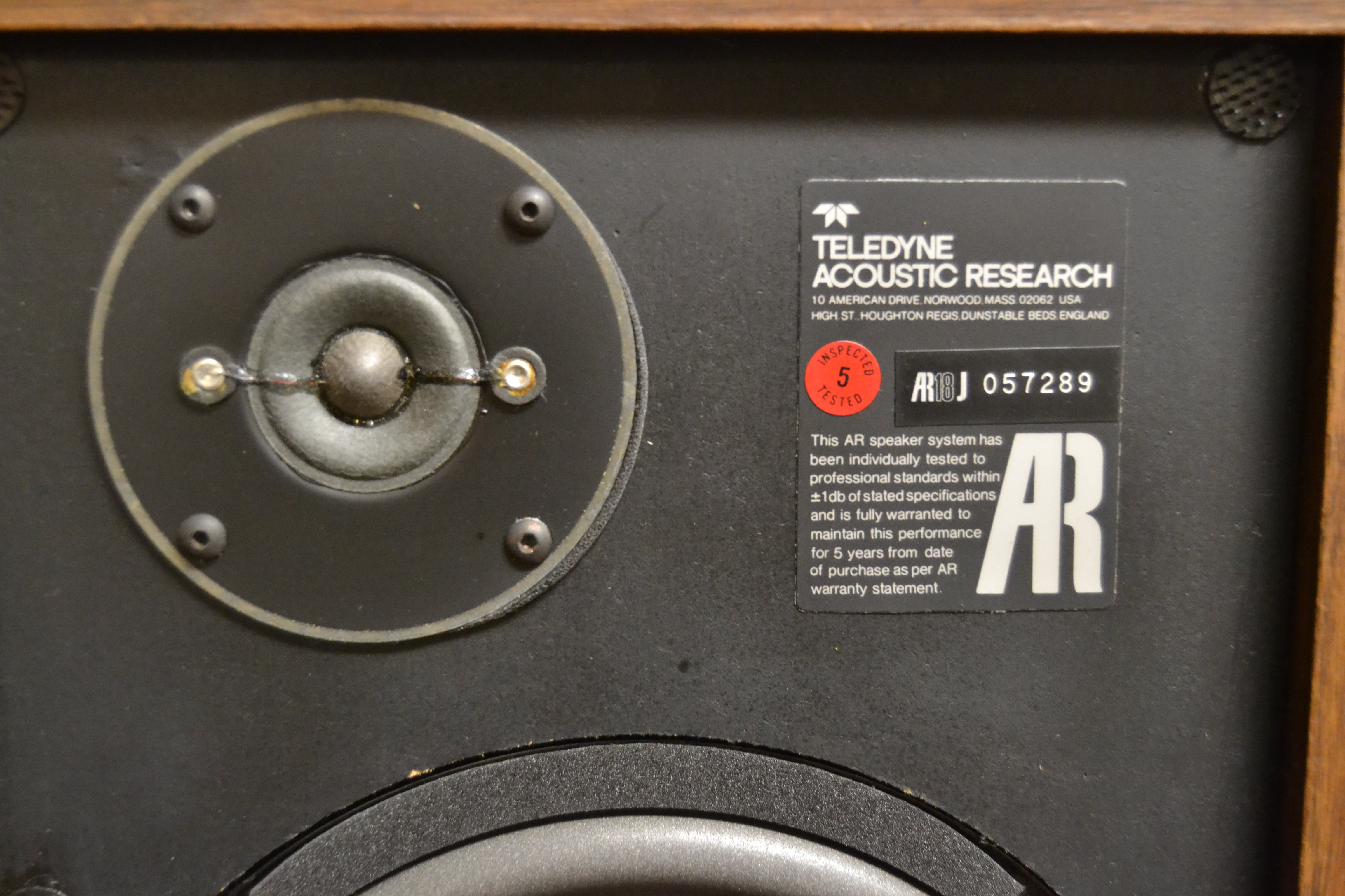 Acoustic Research AR18 Bookshelf Speakers * Refoamed 2026 – The