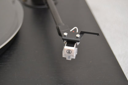 Music Hall MMF 2.1 * Clear Platter * New AT3600 Cartridge