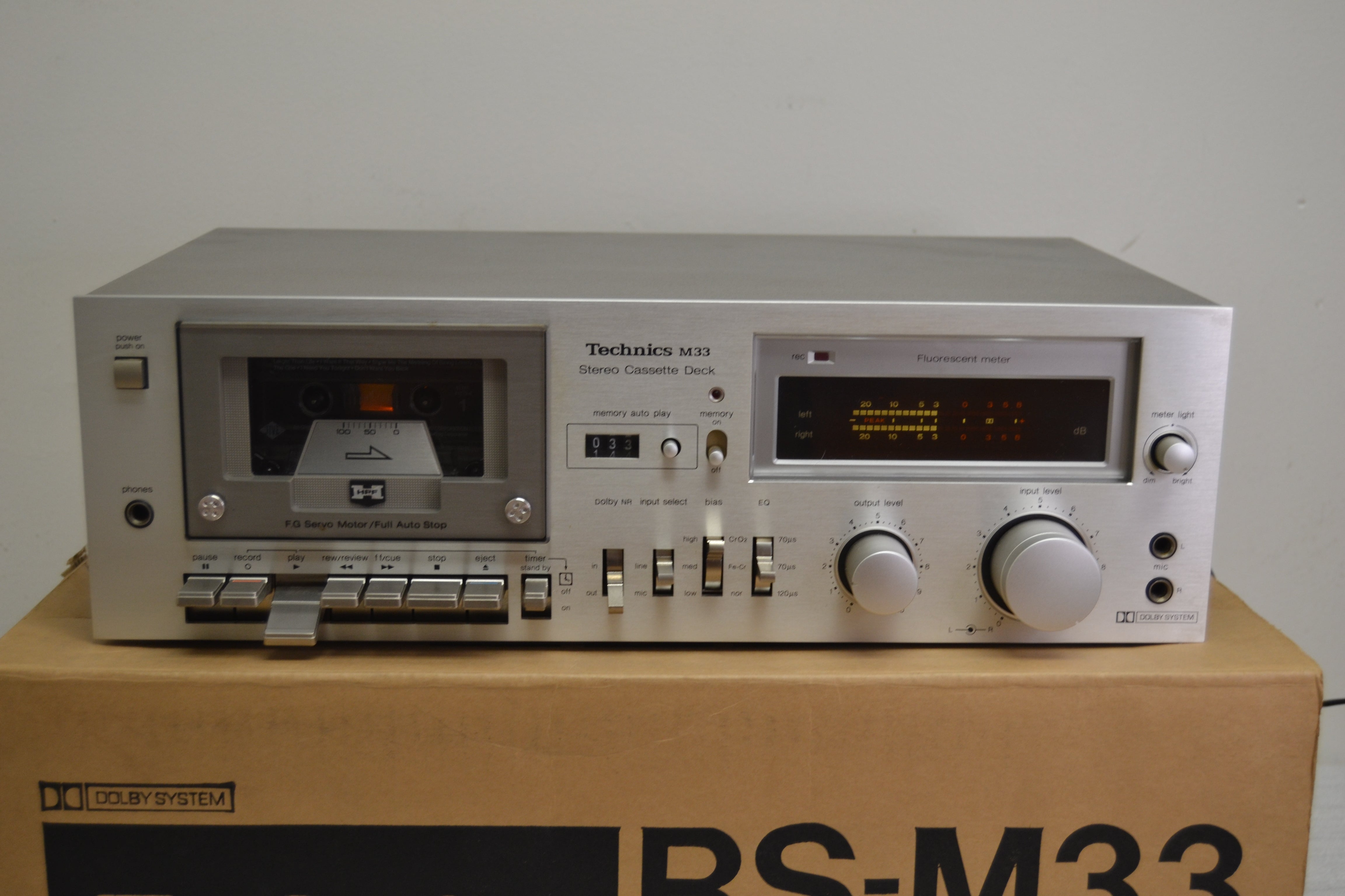 Technics RS-M33 Single Cassette Deck * Fully Serviced * new Belts * Box