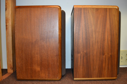 Paisley Research AE 1ax  Bookshelf Speakers * Fully Serviced