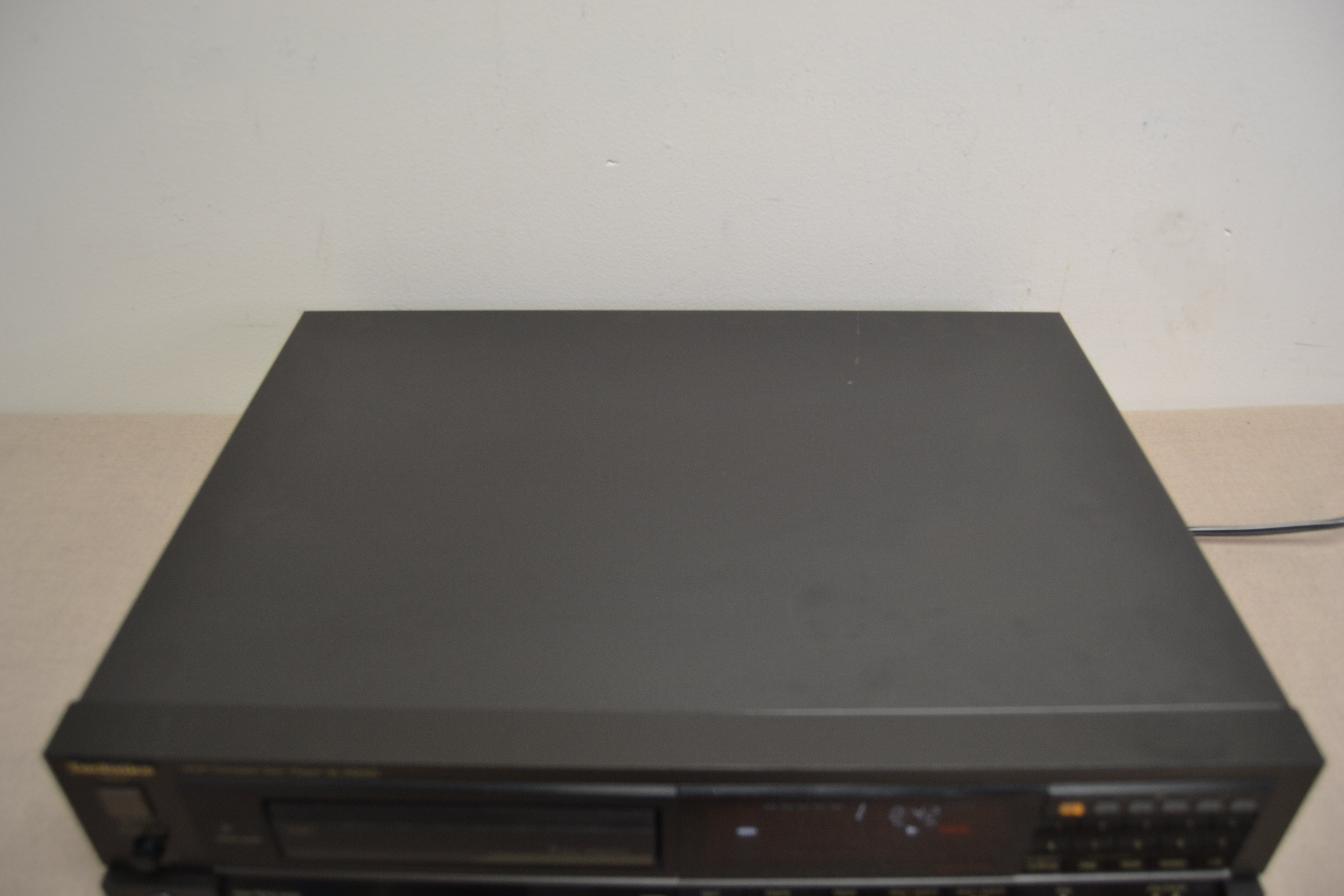 Technics SL-P600C * (1988) CD Changer * 6 Disc Cartridge * Remote