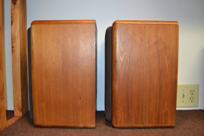 Paisley Research AE 1ax  Bookshelf Speakers * Fully Serviced
