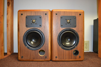 Paisley Research AE 1ax  Bookshelf Speakers * Fully Serviced