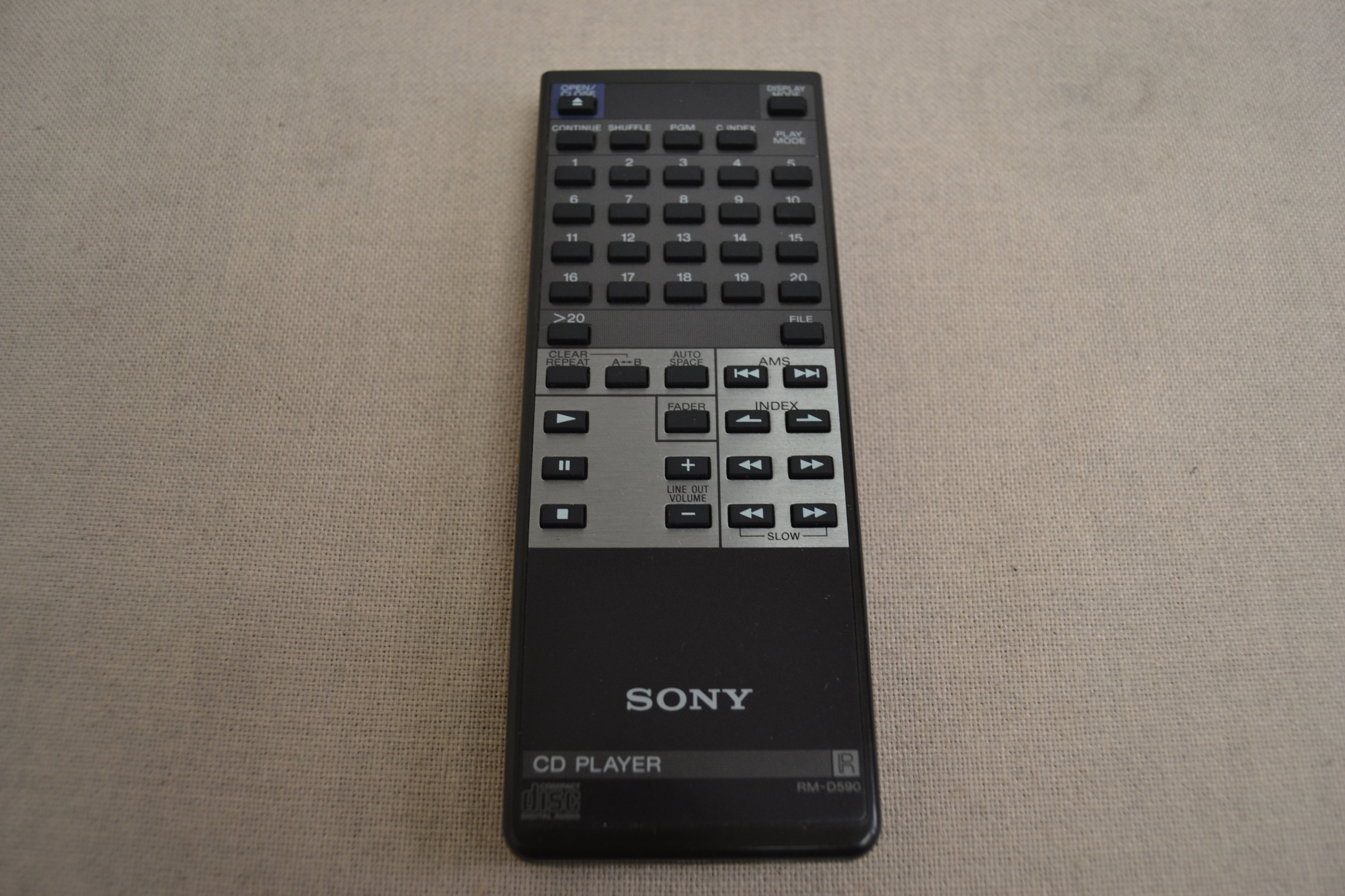 Sony CDP-CE215 CD Carousel * 5 Discs * Remote Control