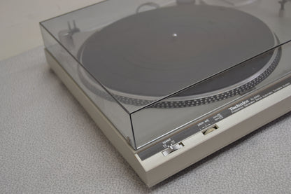 Technics SL-B350 Belt Drive Fully Automatic Turntable