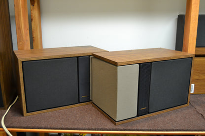 Bose 301 series II Bookshelf Speakers