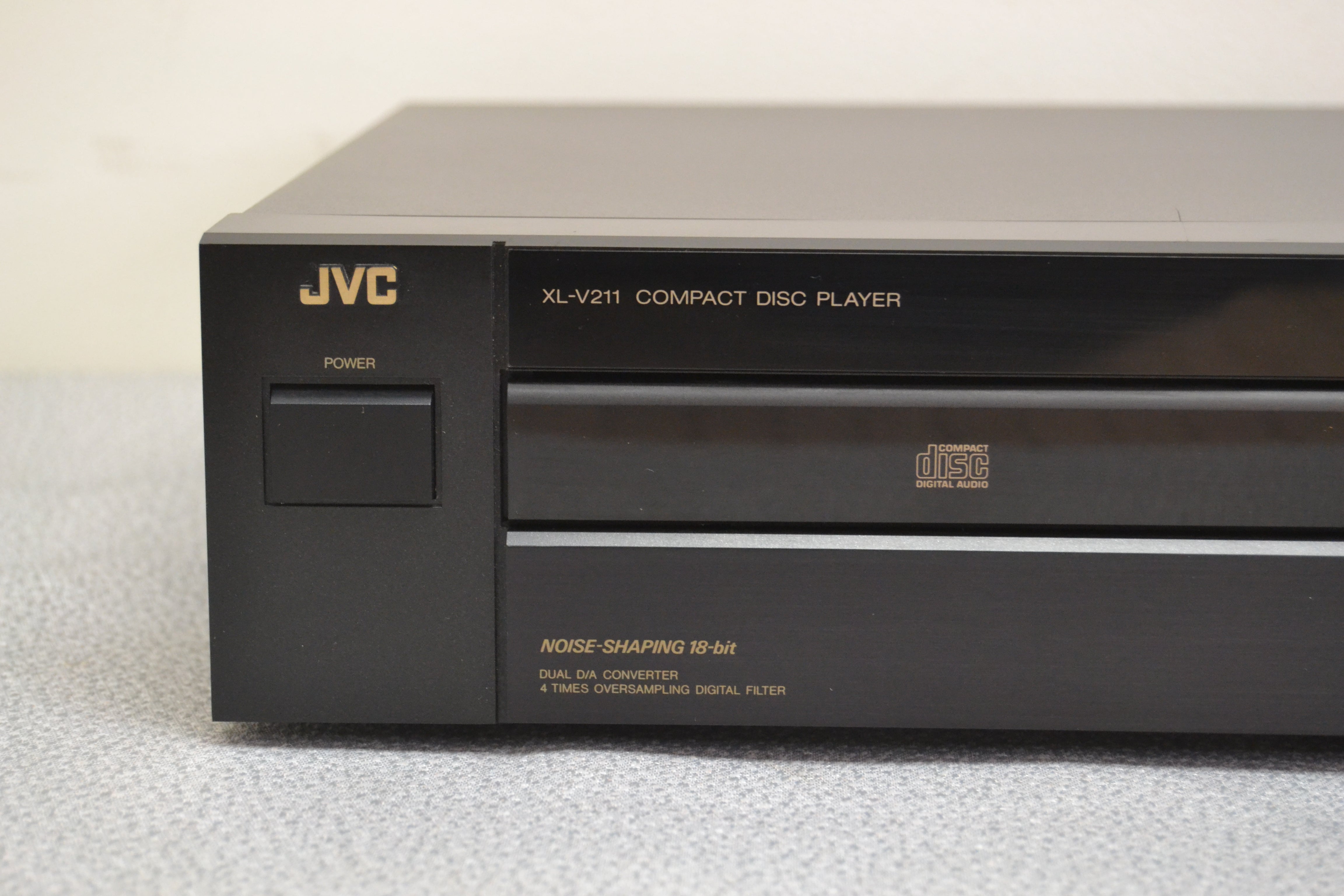 JVC XL-V211 Single CD Player * 1989