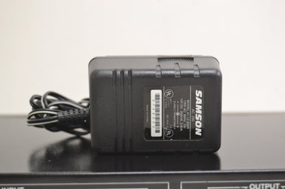 Sima SVS-4 Audio/video switcher with composite-to-S-video conversion * Fully Tested