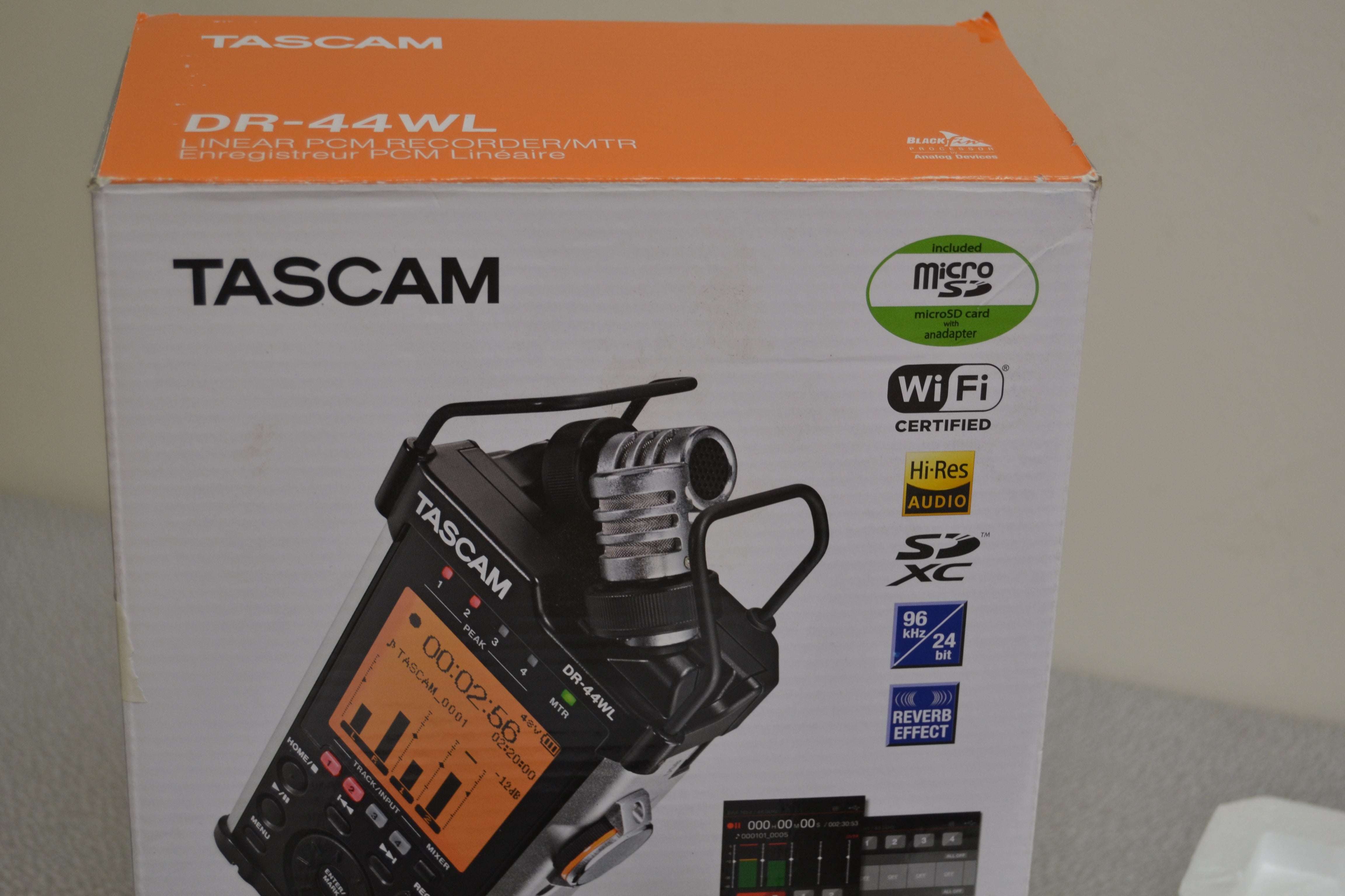 Tascam DR-44WL Portable Handheld Recorder with Wi-Fi * Box * No other accessories, see photo only *