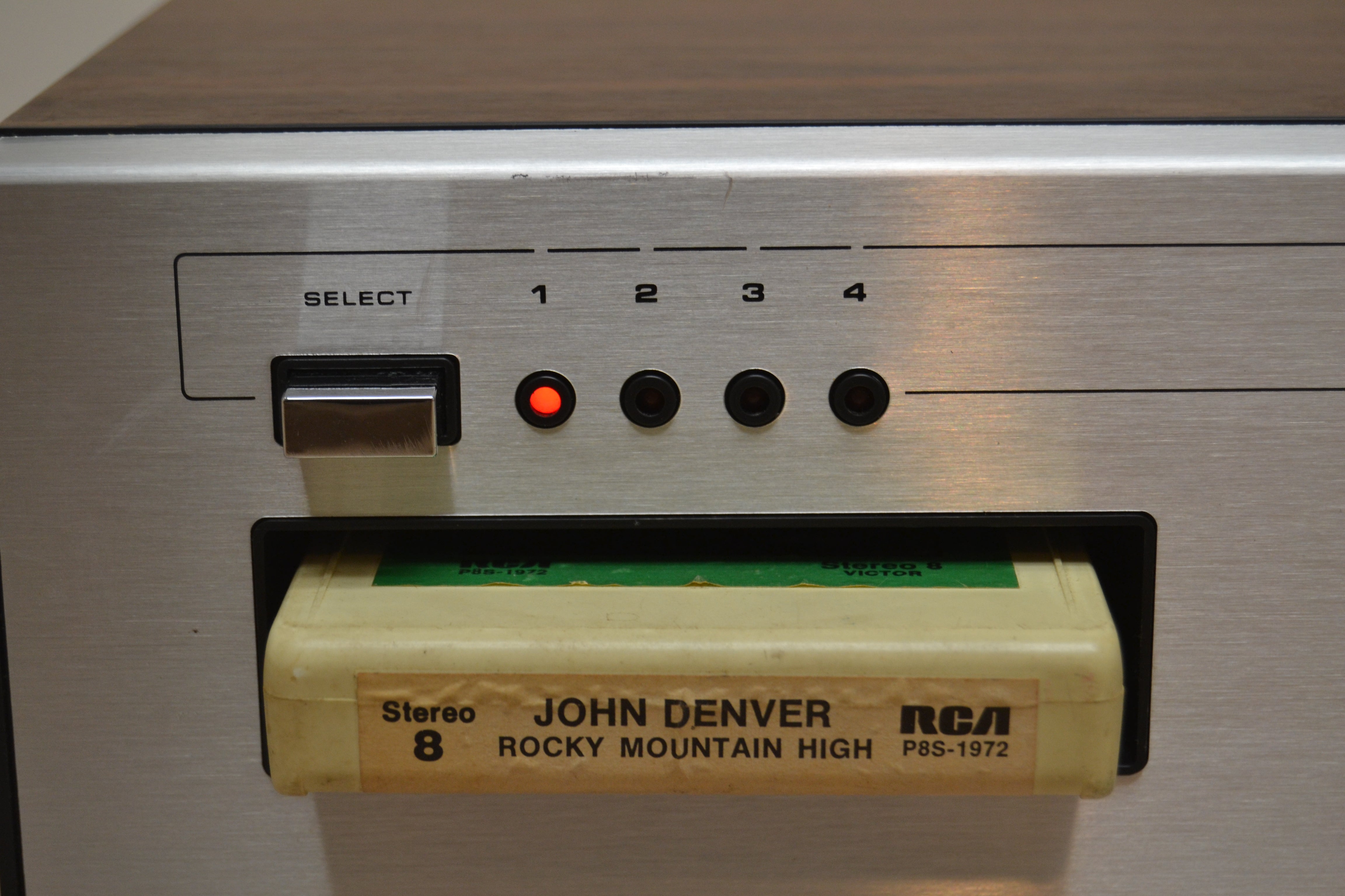 Magnavox TG3525 - 8 Track Player * Fully Serviced * New Belts