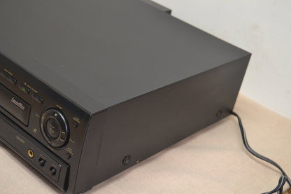 Pioneer CLD-D504 LaserDisc Player * A/B Side * Remote Control * Manual