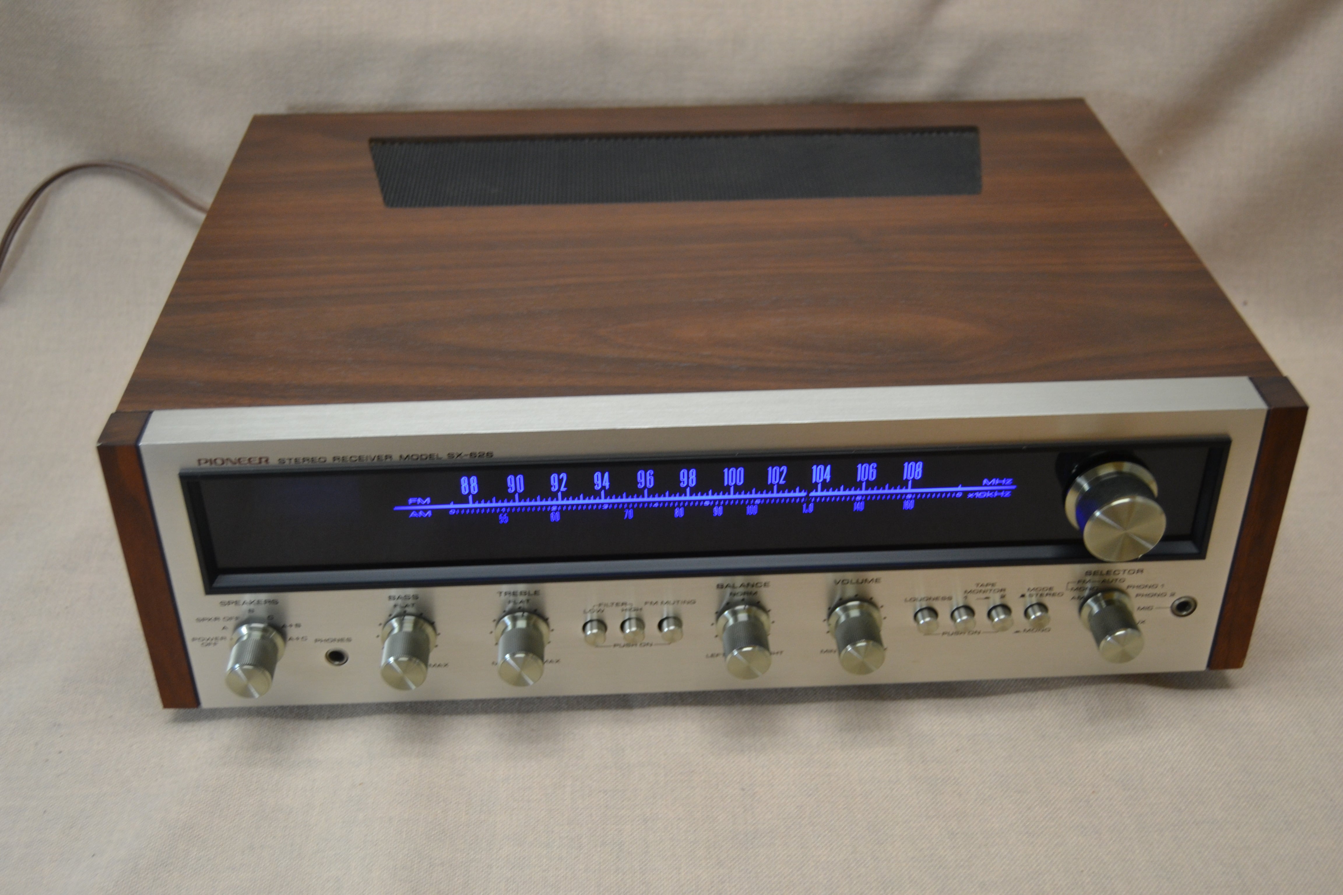 Pioneer SX-626 Stereo Receiver * 20W RMS * 1973 – The Turntable Store