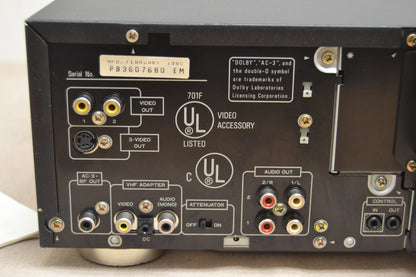 Pioneer CLD-D504 LaserDisc Player * A/B Side * Remote Control * Manual