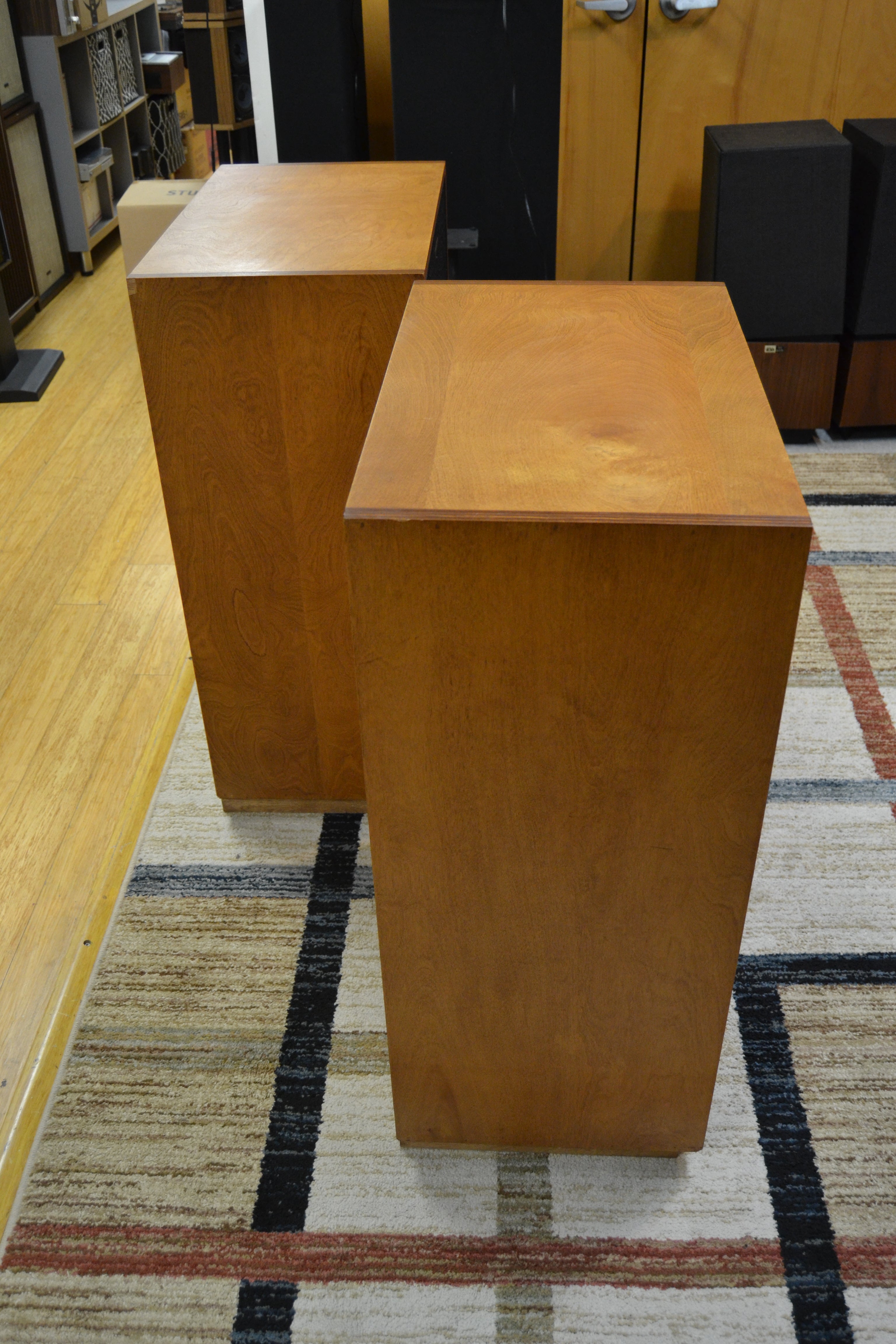 1979 Klipsch Cornwall Speakers * Oak