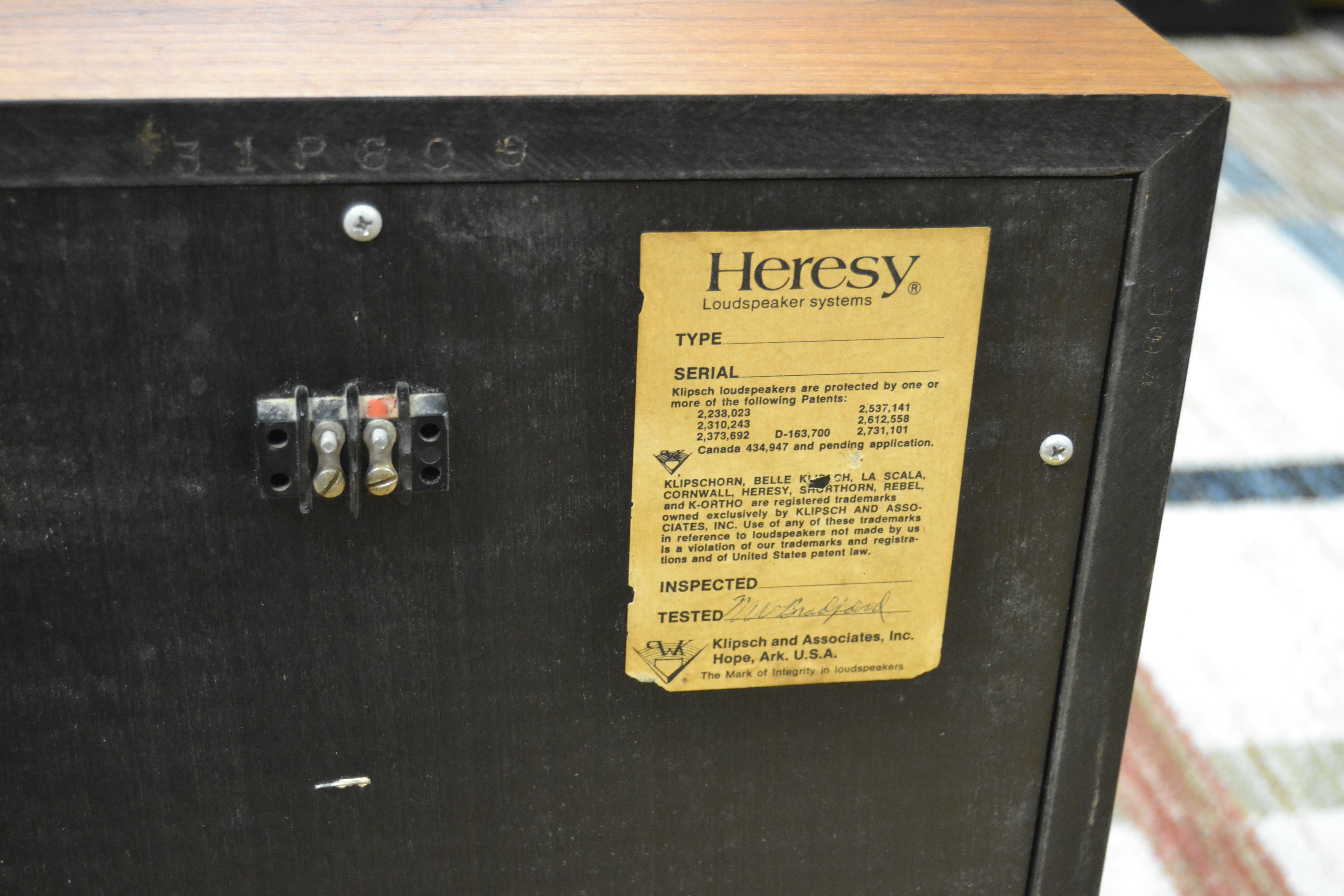 Klipsch Heresy 1976 HWO Walnut * Fully Serviced * – The Turntable