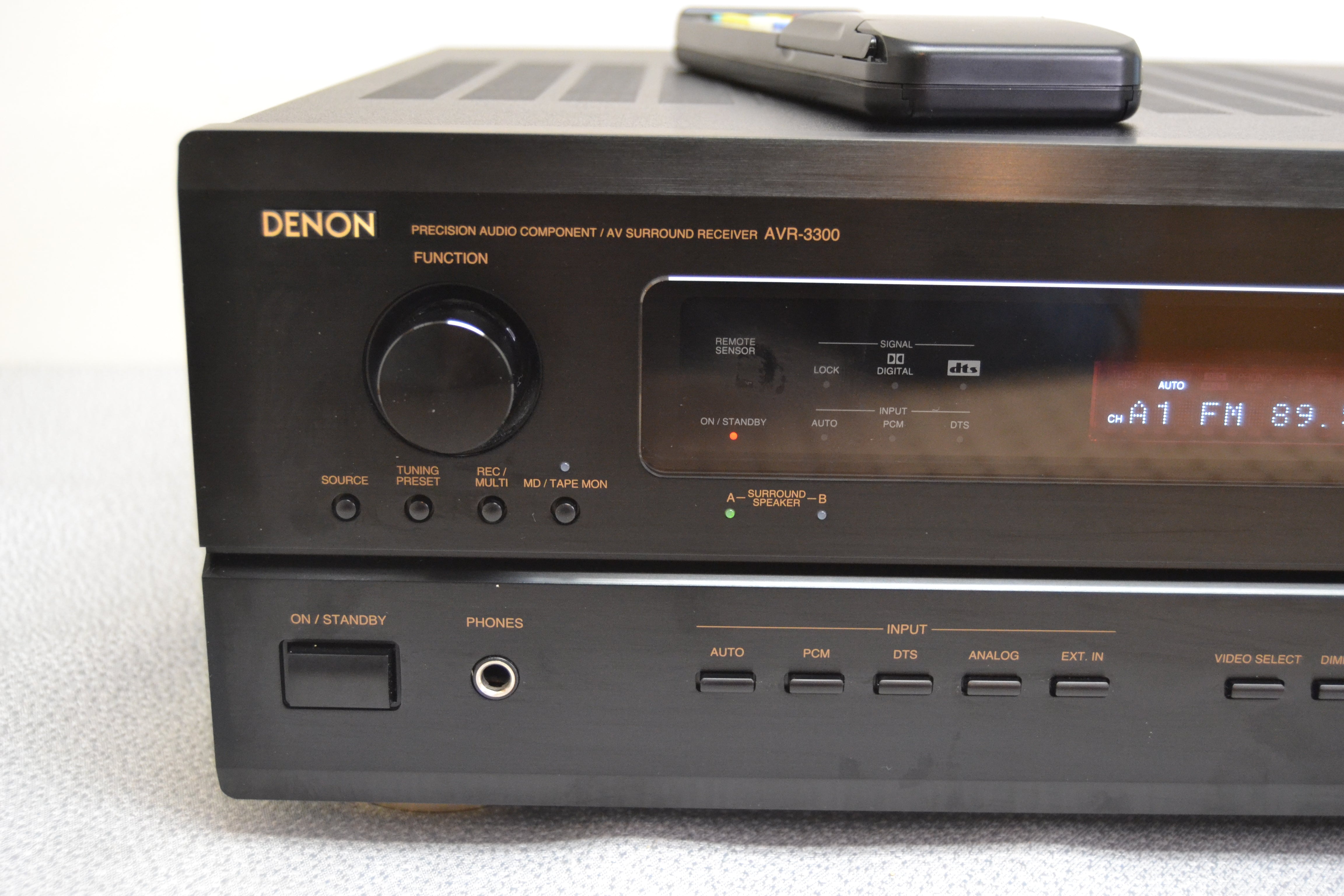 Denon AVR-3300 Stereo Receiver * 105W RMS * 2000 * Remote