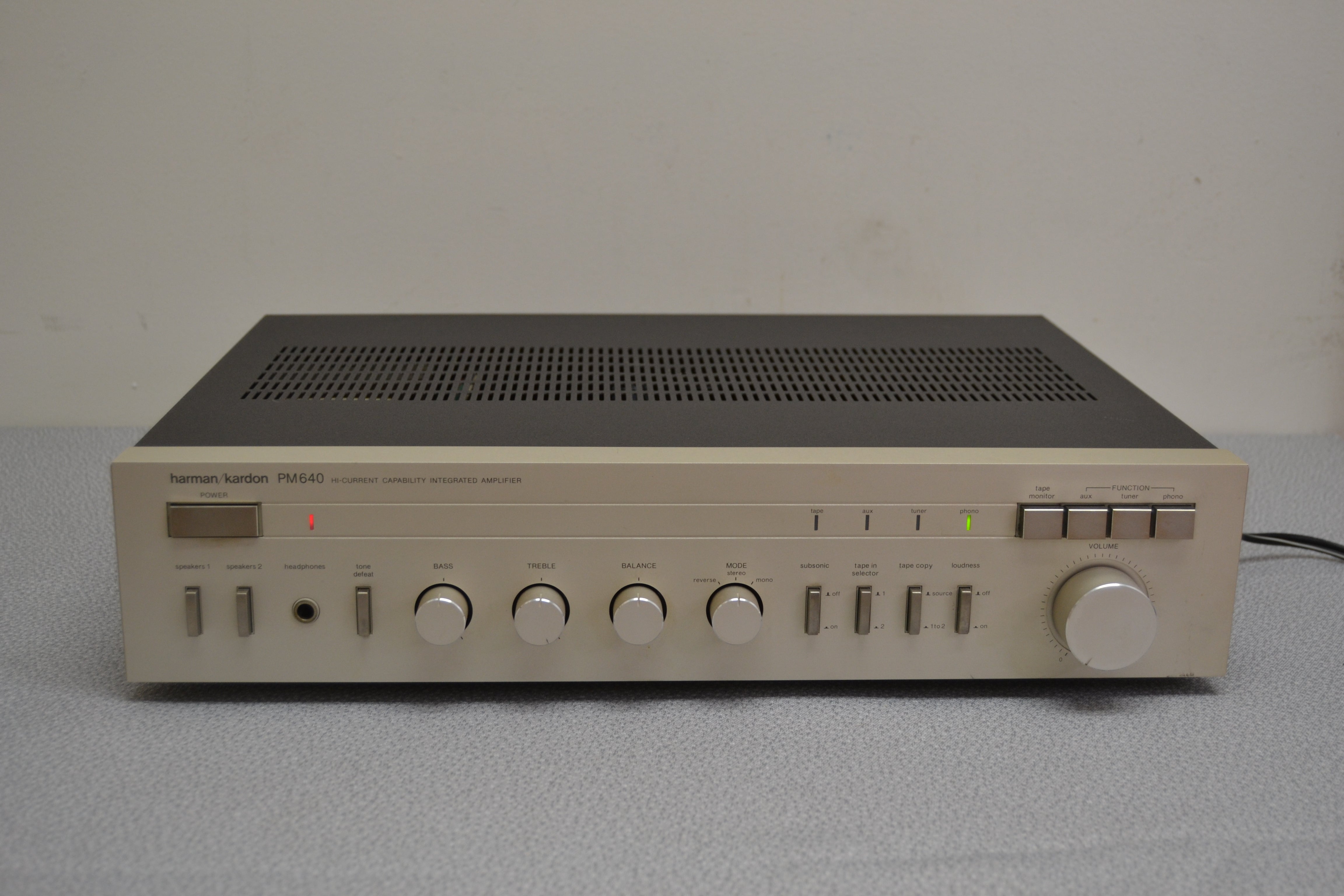 Harman Kardon PM640 Stereo Integrated Amplifier * 35W RMS * 1983