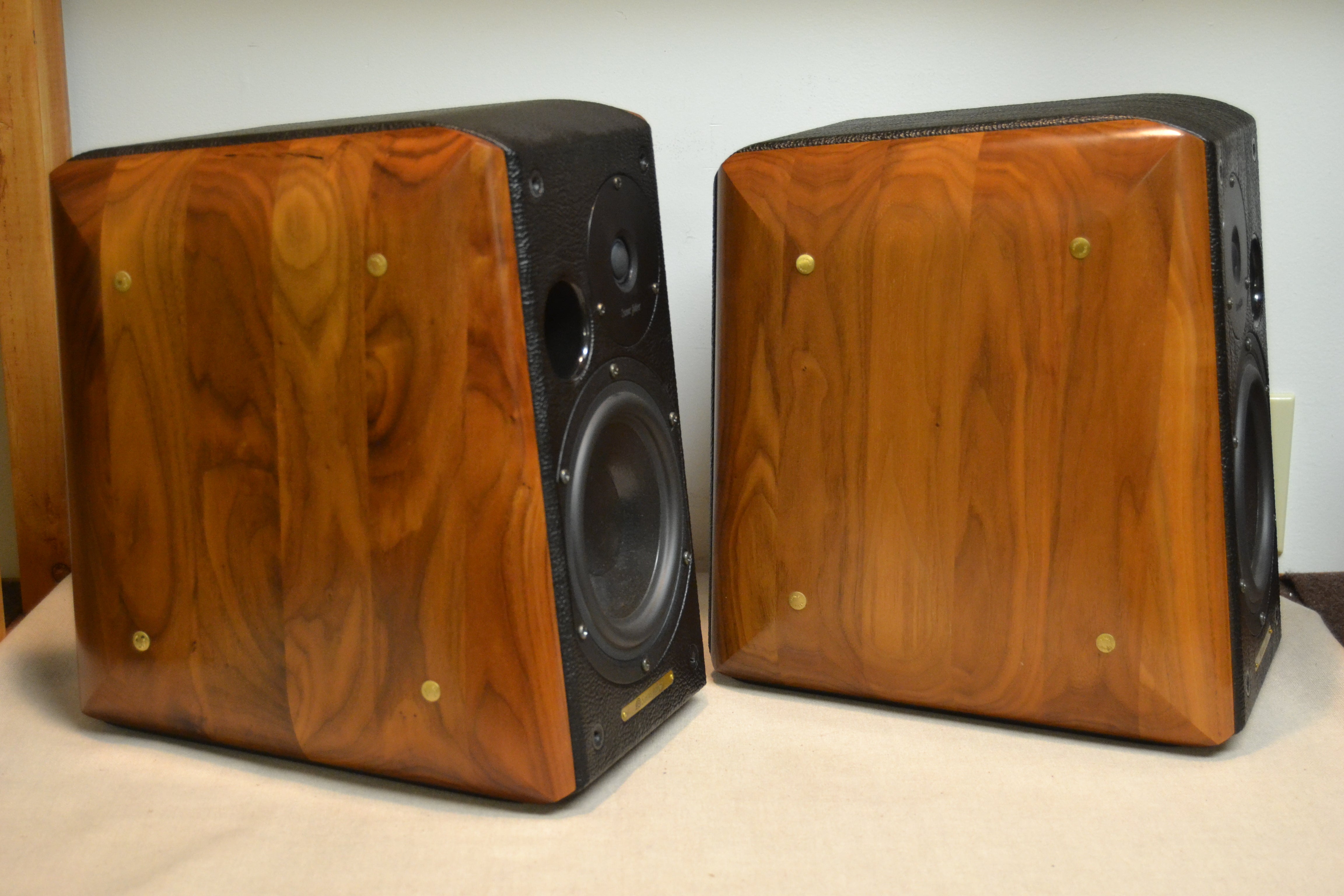 Sonus Faber CONCERTO Bookshelf Speakers * Consecutive Serials